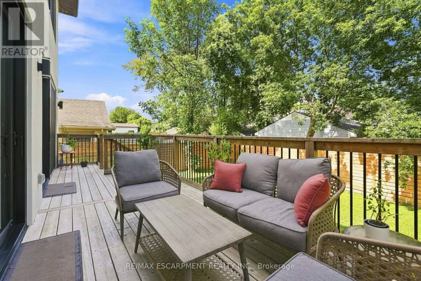 1181 Ogden Avenue — photo 17 of 40