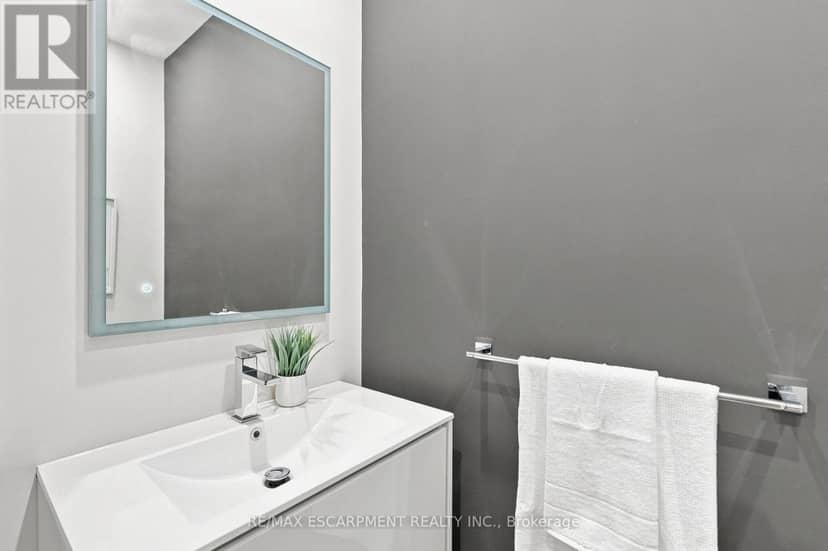 1181 Ogden Avenue — photo 19 of 40