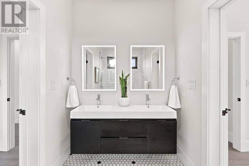 1181 Ogden Avenue — photo 35 of 40