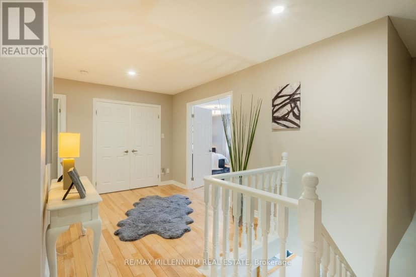 11 - 230 Meadowbrook Drive — photo 35 of 40