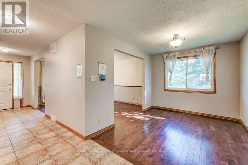 3 Cora Drive — photo 14 of 40