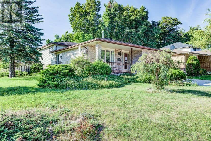 3 Cora Drive — photo 4 of 40