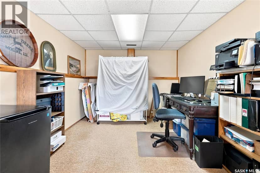 1630 Spadina DRIVE — photo 25 of 40