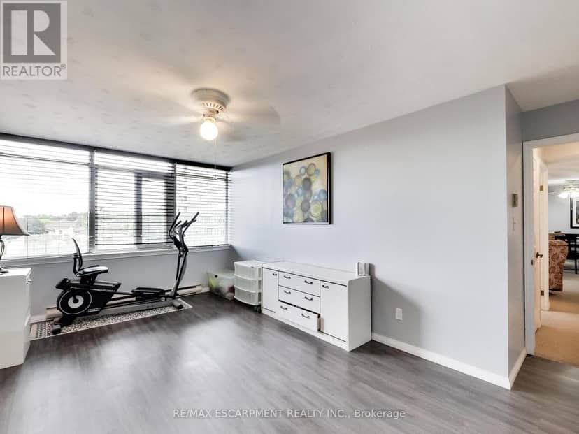 405 - 30 Harrisford Street — photo 35 of 40