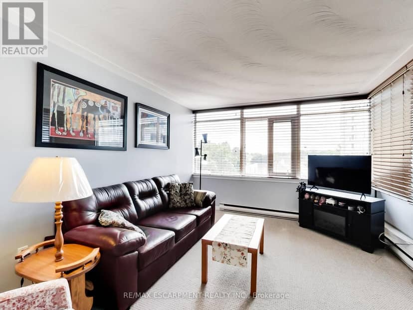 405 - 30 Harrisford Street — photo 12 of 40