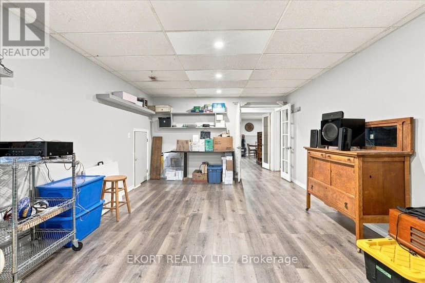 2433 62 Highway — photo 32 of 40