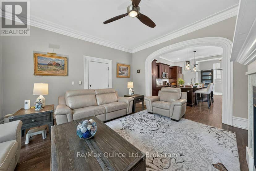 221 Albert Street — photo 14 of 40