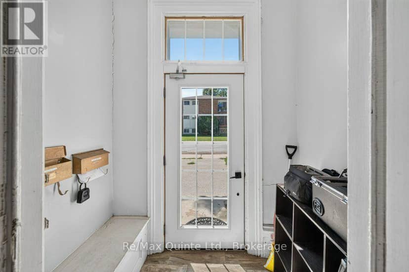 221 Albert Street — photo 19 of 40