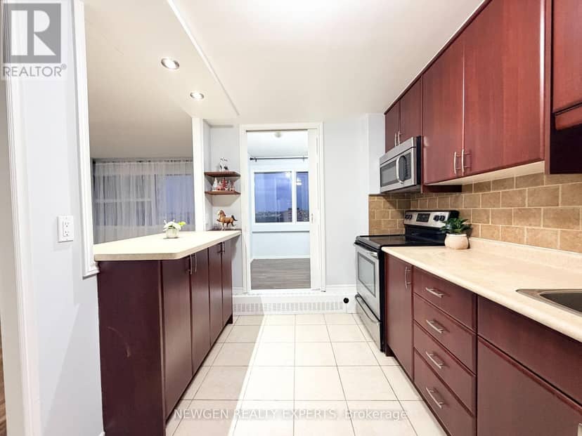 2103 - 715 Don Mills Road — photo 6 of 31
