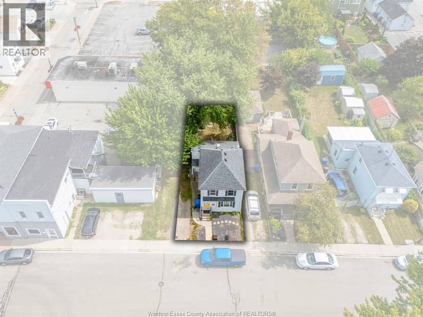 261 Bathurst STREET — photo 35 of 40