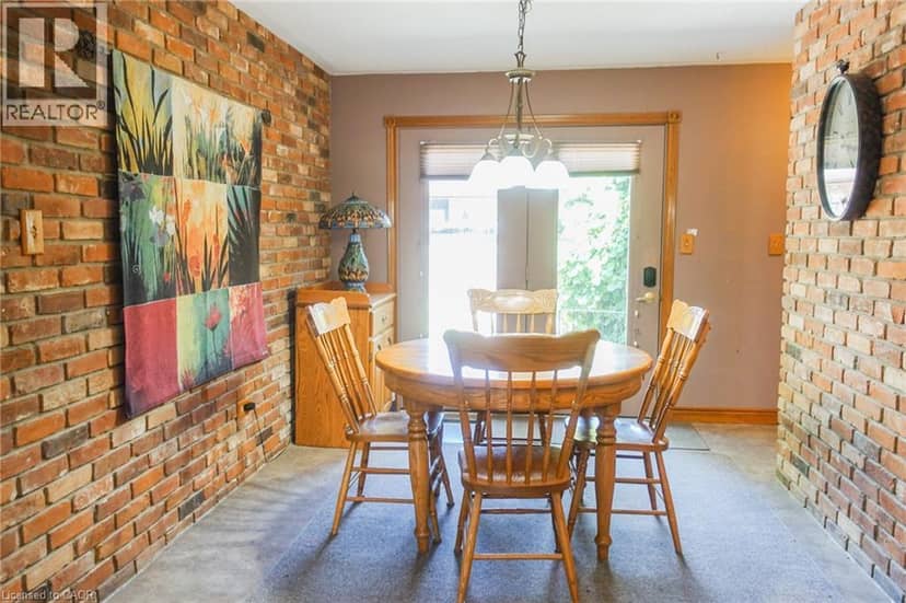 13 KELLY Avenue — photo 7 of 40