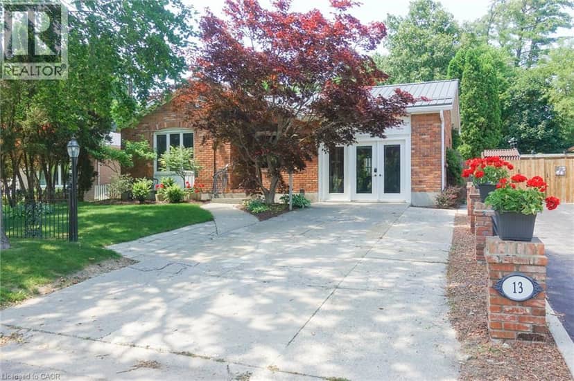 13 KELLY Avenue — photo 2 of 40