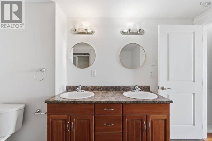 612 60 Walter Havill Drive — photo 30 of 31