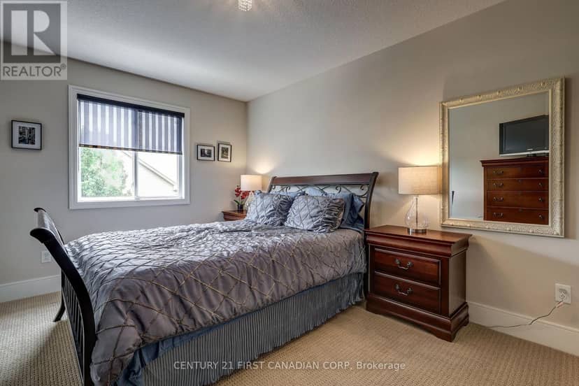 6919 Raleigh Boulevard — photo 31 of 40