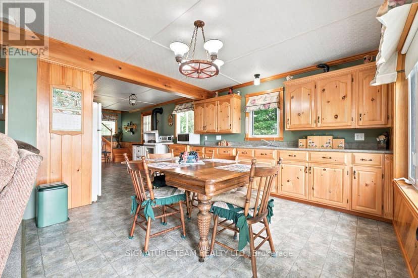 42 Rutz Lane — photo 7 of 40