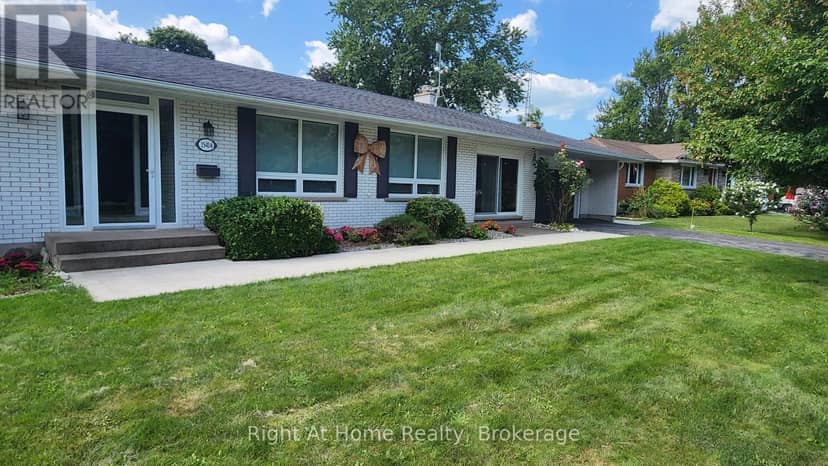15414 Niagara River Parkway, Niagara-on-the-Lake, photo 2
