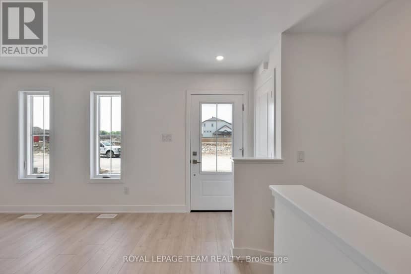 142 Doctor Agnes Craine Drive, Smiths Falls, photo 2