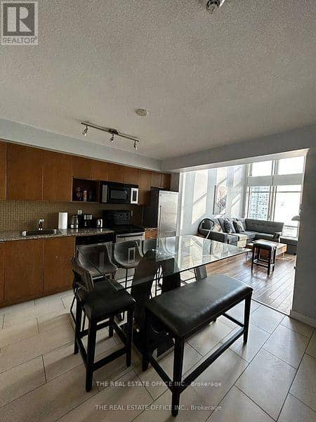 2808 - 15 Fort York Boulevard — photo 5 of 18