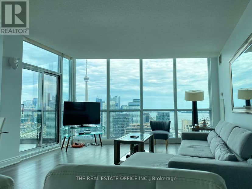 Uph 2 - 219 Fort York Boulevard, Toronto, photo 2