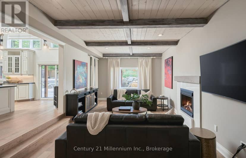 129 Blueski George Crescent — photo 11 of 40