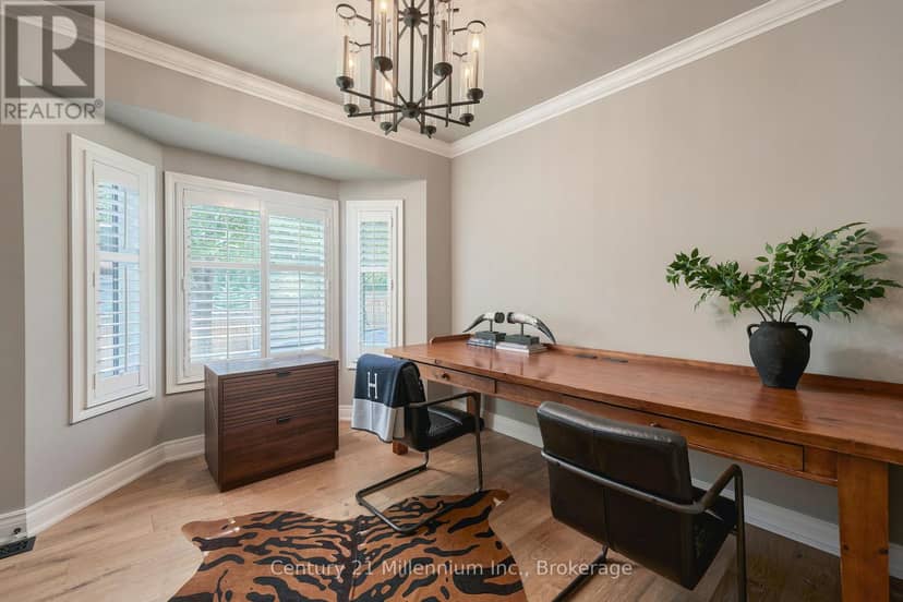 129 Blueski George Crescent — photo 20 of 40