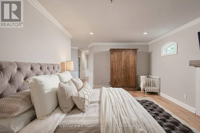 129 Blueski George Crescent — photo 23 of 40