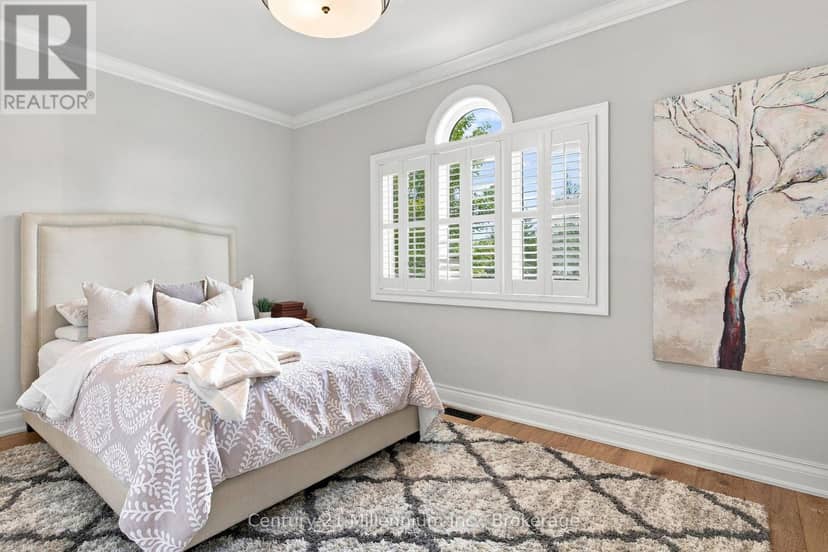 129 Blueski George Crescent — photo 30 of 40