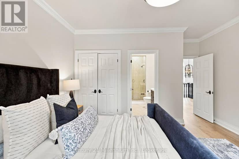 129 Blueski George Crescent — photo 34 of 40