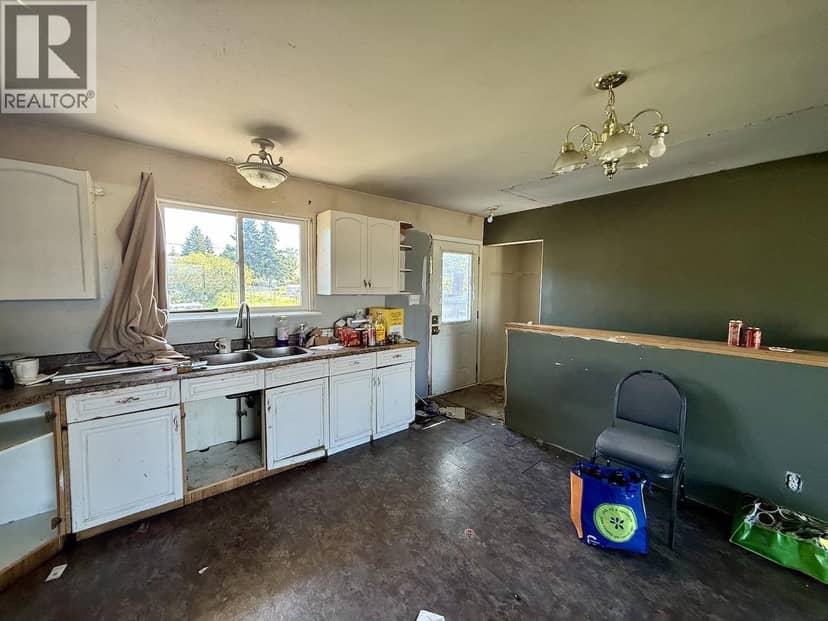 9203 91 STREET, Fort St. John, photo 5