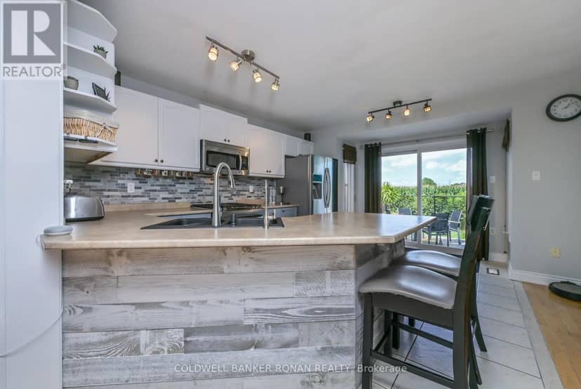 20 John W Taylor Avenue — photo 7 of 33