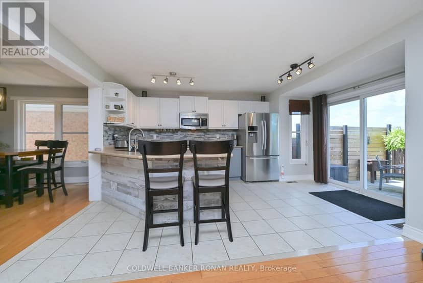 20 John W Taylor Avenue — photo 8 of 33