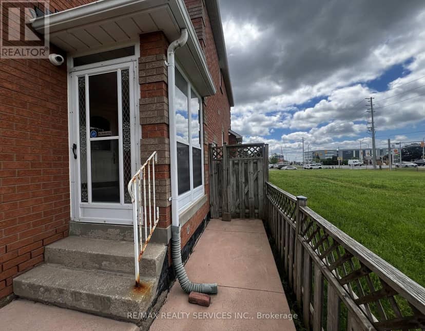59 Stanwell Drive — photo 11 of 36