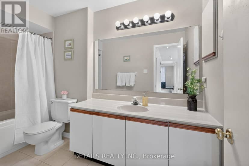 7 - 1 Stonebank Crescent — photo 30 of 40