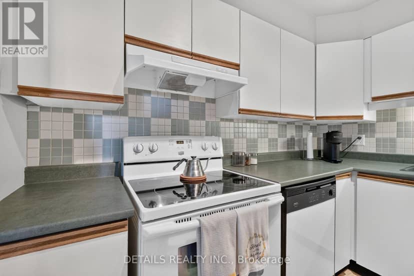 7 - 1 Stonebank Crescent — photo 20 of 40