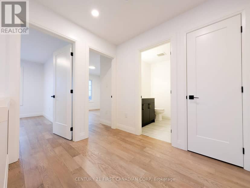 38 - 235 Kennington Way — photo 21 of 23