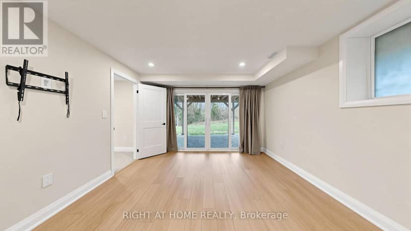 14 Dixon Court — photo 38 of 40