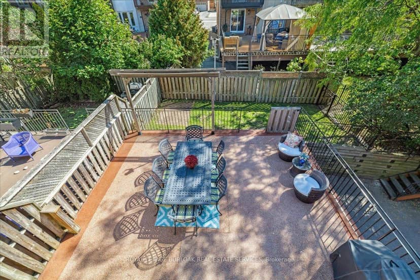 44 Sunvale Place — photo 27 of 40