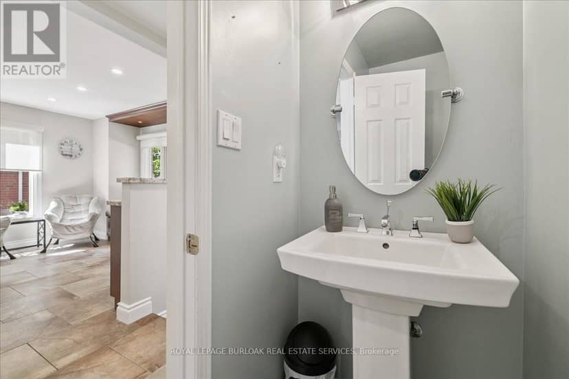 44 Sunvale Place — photo 7 of 40