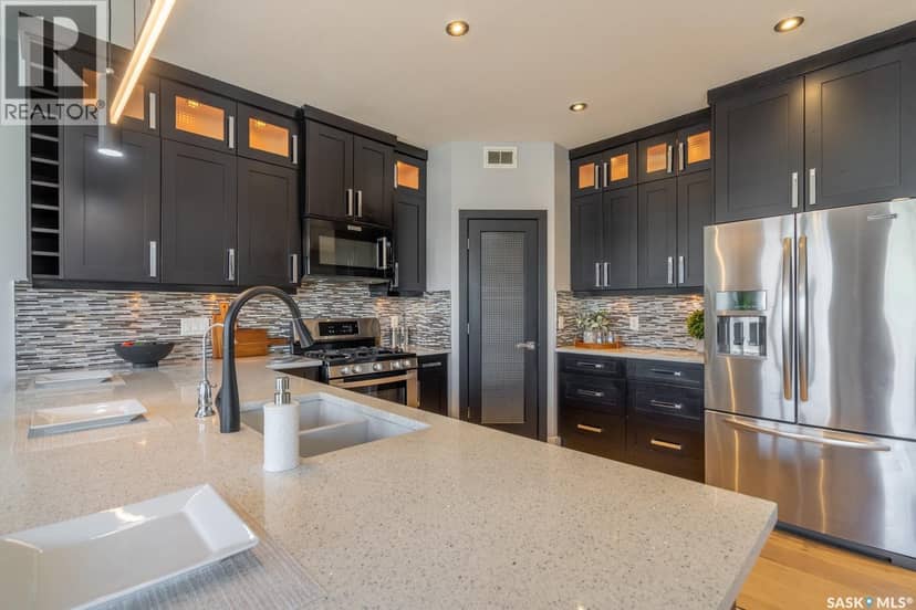4311 Sandpiper CRESCENT E — photo 9 of 40