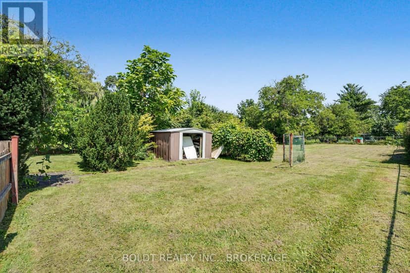 5568 Drummond Road — photo 25 of 38
