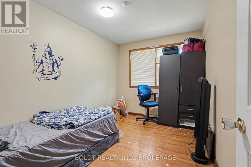 5568 Drummond Road, Niagara Falls, photo 4