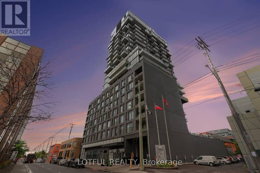1309 - 203 Catherine Street — photo 1 of 24