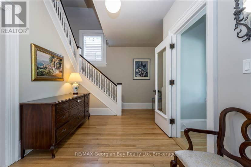 238 Sixth Street — photo 4 of 40