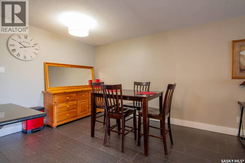 201 320 5th AVENUE N, Saskatoon, photo 8