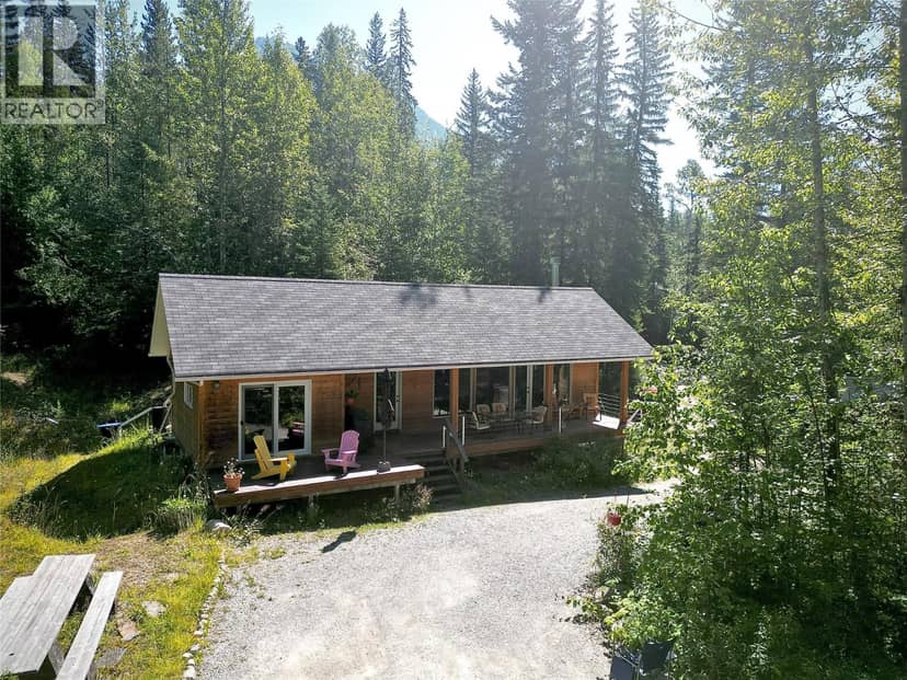 1427 Hartley Road, Golden