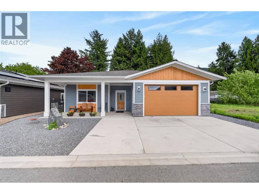 1123 Willow Row, Sicamous
