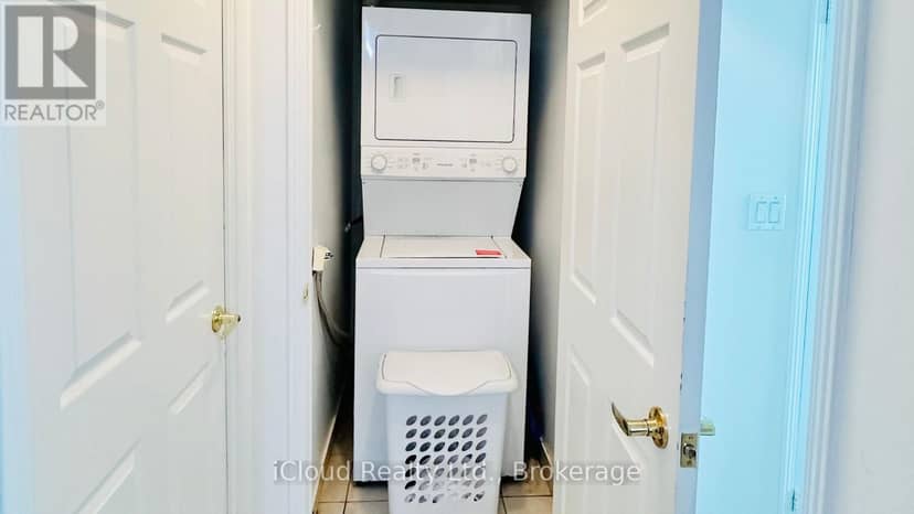 1507 - 4900 Glen Erin Drive — photo 15 of 16