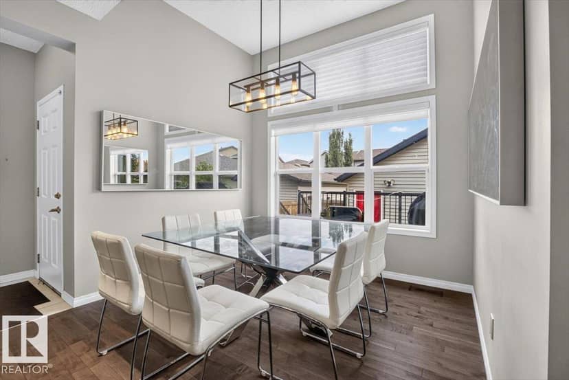 3124 Paisley Rd SW — photo 12 of 40