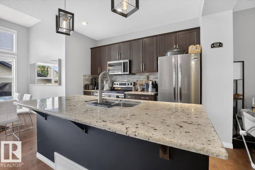 3124 Paisley Rd SW — photo 9 of 40