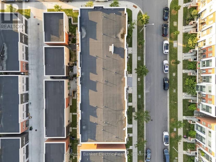 42 William Duncan Road, Toronto, photo 2